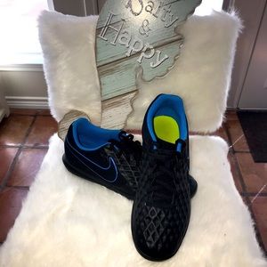 Nike Indoor Soccer Shoes